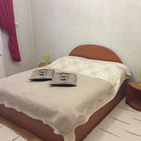Szundi Szobak Pécs Exteriör bild